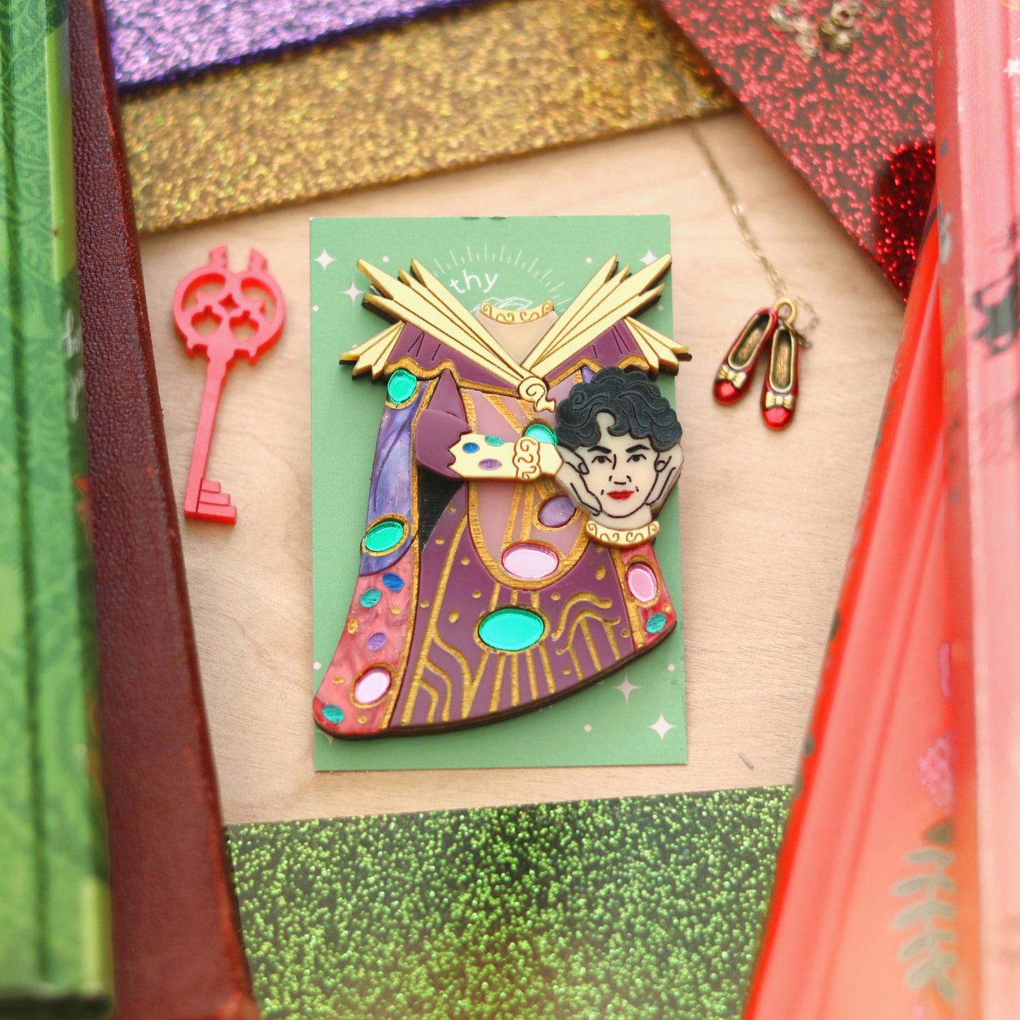 Mombi Brooch